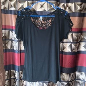 🌻 Black Lace Shirt